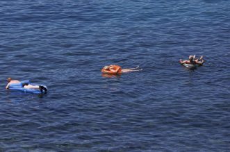 Rijeka: Građani i turisti uživaju u morskim aktivnostima na plaži Ploče Rijeka: Građani i turisti uživaju u morskim aktivnostima na plaži Ploče