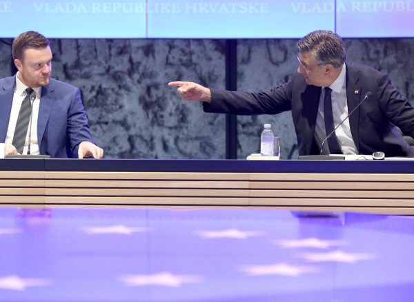 Razgovor između premijera i ministra Primorca uoči 16. sjednice Nacionalnog vijeća za uvođenje eura