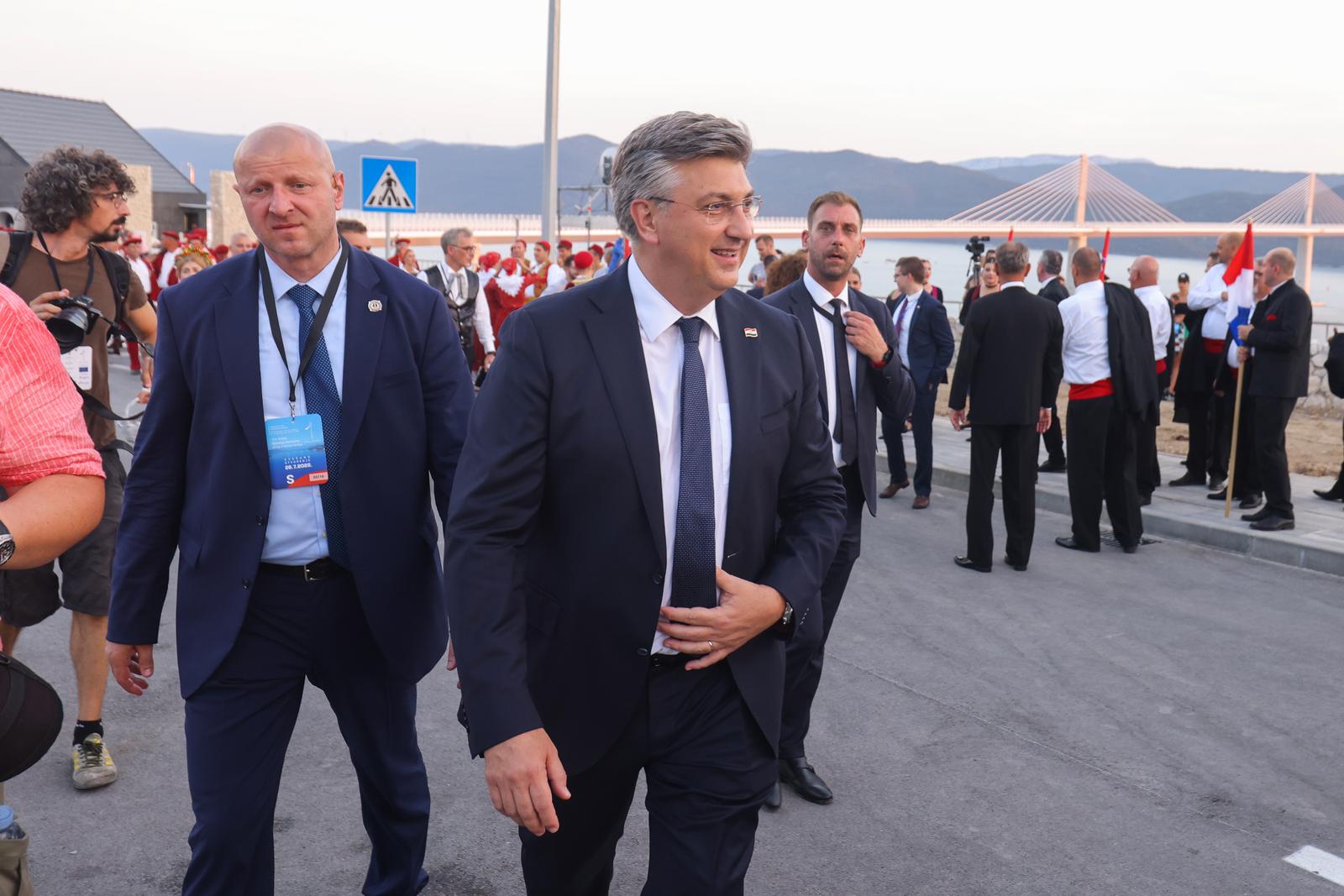 Premijer Andrej Plenković stigao na otvorenju Pelješkog mosta Premijer Andrej Plenković stigao na otvorenju Pelješkog mosta