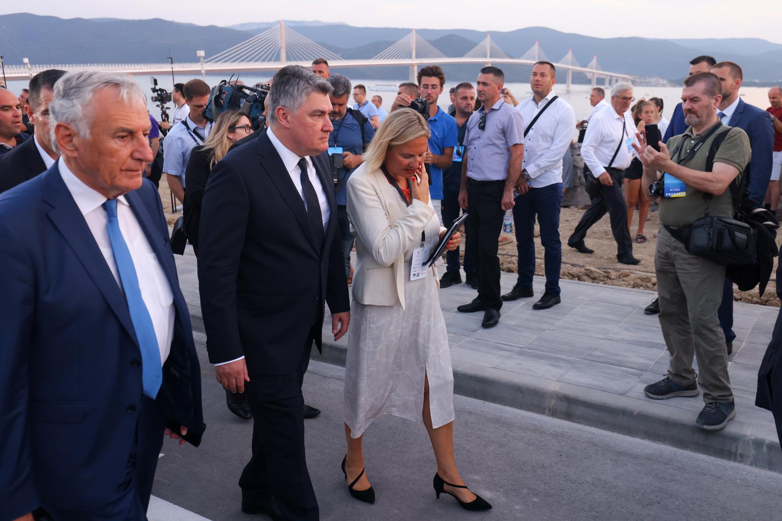 Predsjednik Zoran Milanović stigao na otvorenje Peljeskog mosta Predsjednik Zoran Milanović stigao na otvorenje Peljeskog mosta