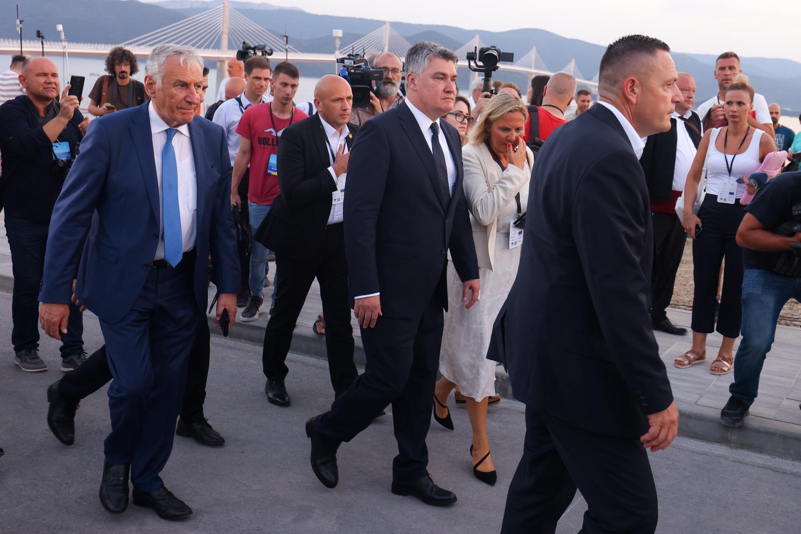 Predsjednik Zoran Milanović stigao na otvorenje Peljeskog mosta Predsjednik Zoran Milanović stigao na otvorenje Peljeskog mosta