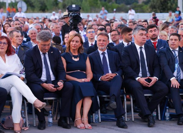 Komarna: Službeno otvorenje Pelješkog mosta