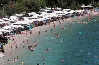 Plaža u Medveji prepuna je kupača Plaža u Medveji prepuna je kupača