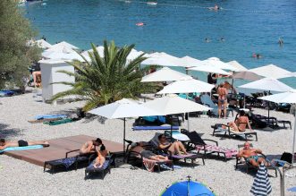 Plaža u Medveji prepuna je kupača Plaža u Medveji prepuna je kupača