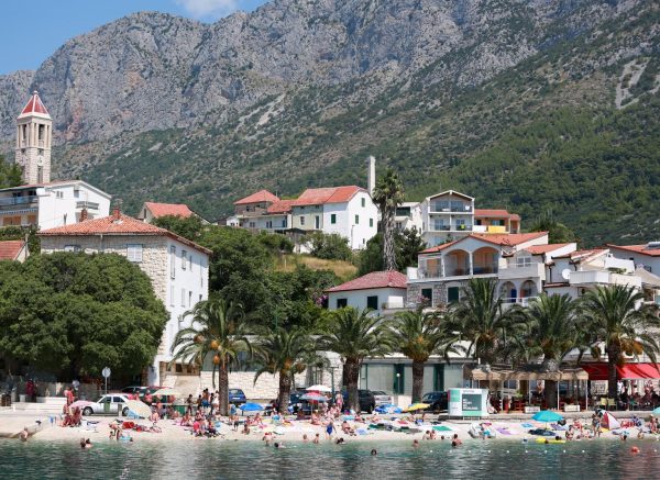 Gradac: Turistima primamljivo mjesto na Makarskoj rivijeri
