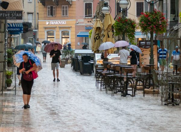 Rijeka pljusak kiša ljeto-1