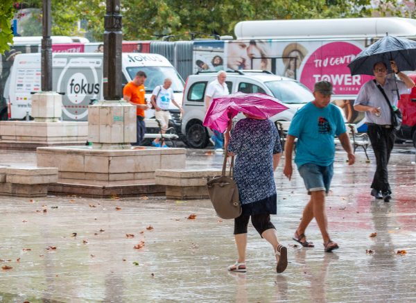 Rijeka pljusak kiša ljeto-9