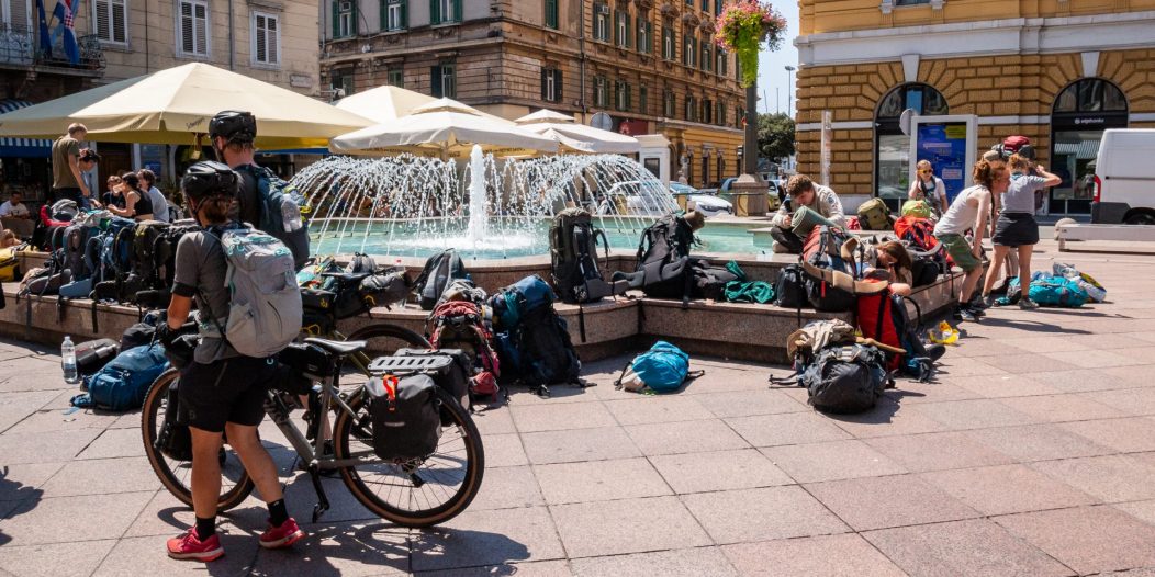 ilustrativna kozo ljeto turisti-42 ilustrativna kozo ljeto turisti-42