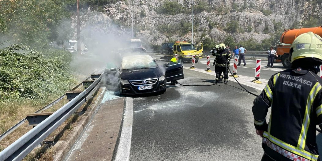 požar auta orehovia 220722 1 požar auta orehovia 220722 1