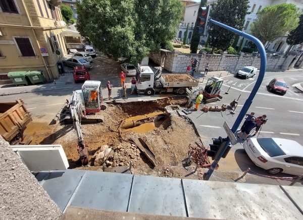 voda puknuće guvernerova 170722 14