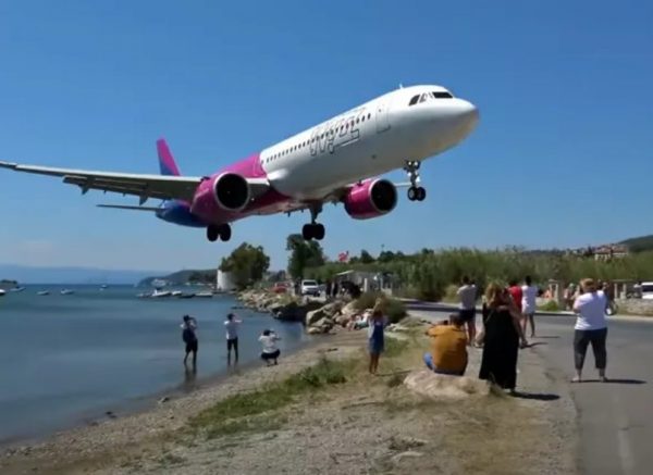 Avion slijetanje snimka