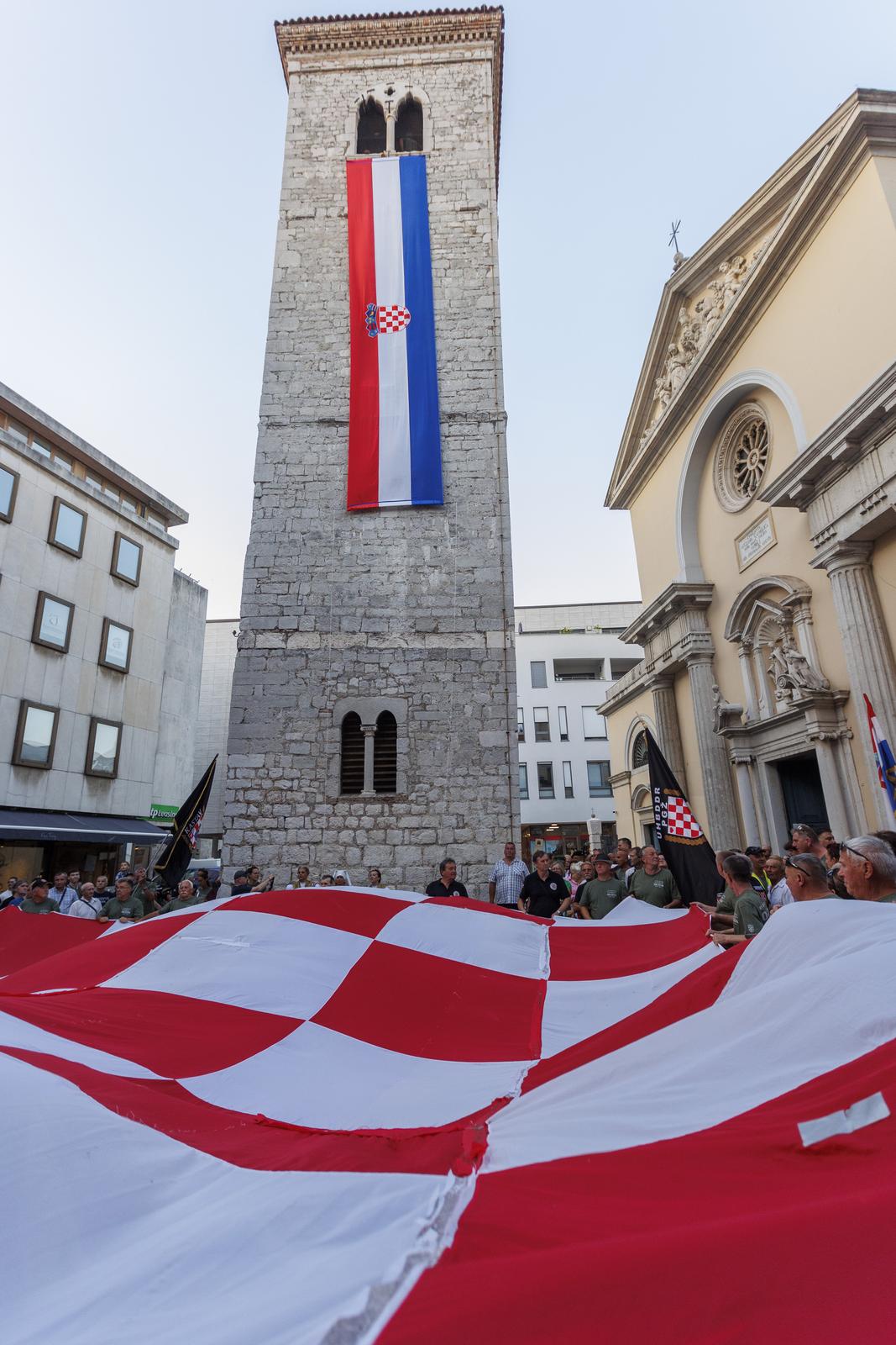 Rijeka: Bakljada na Trsatskoj gradini povodom  obilježavanja Dana pobjede, Dana domovinske zahvalnosti i Dana hrvatskih branitelja