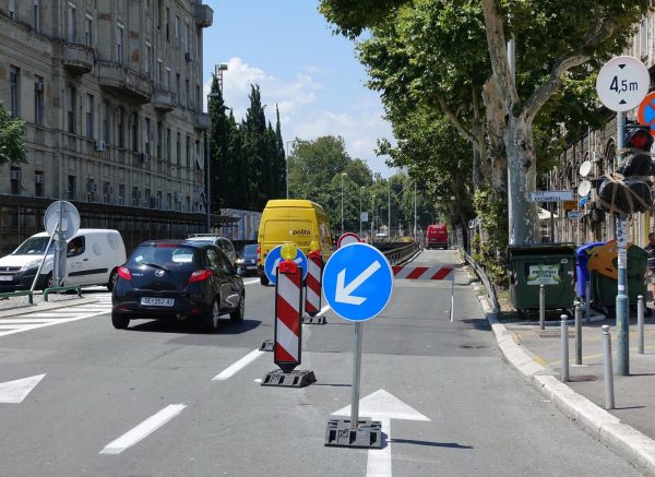 Rijeka: Zbog radova zatvoren pružni prijelaz za vozila