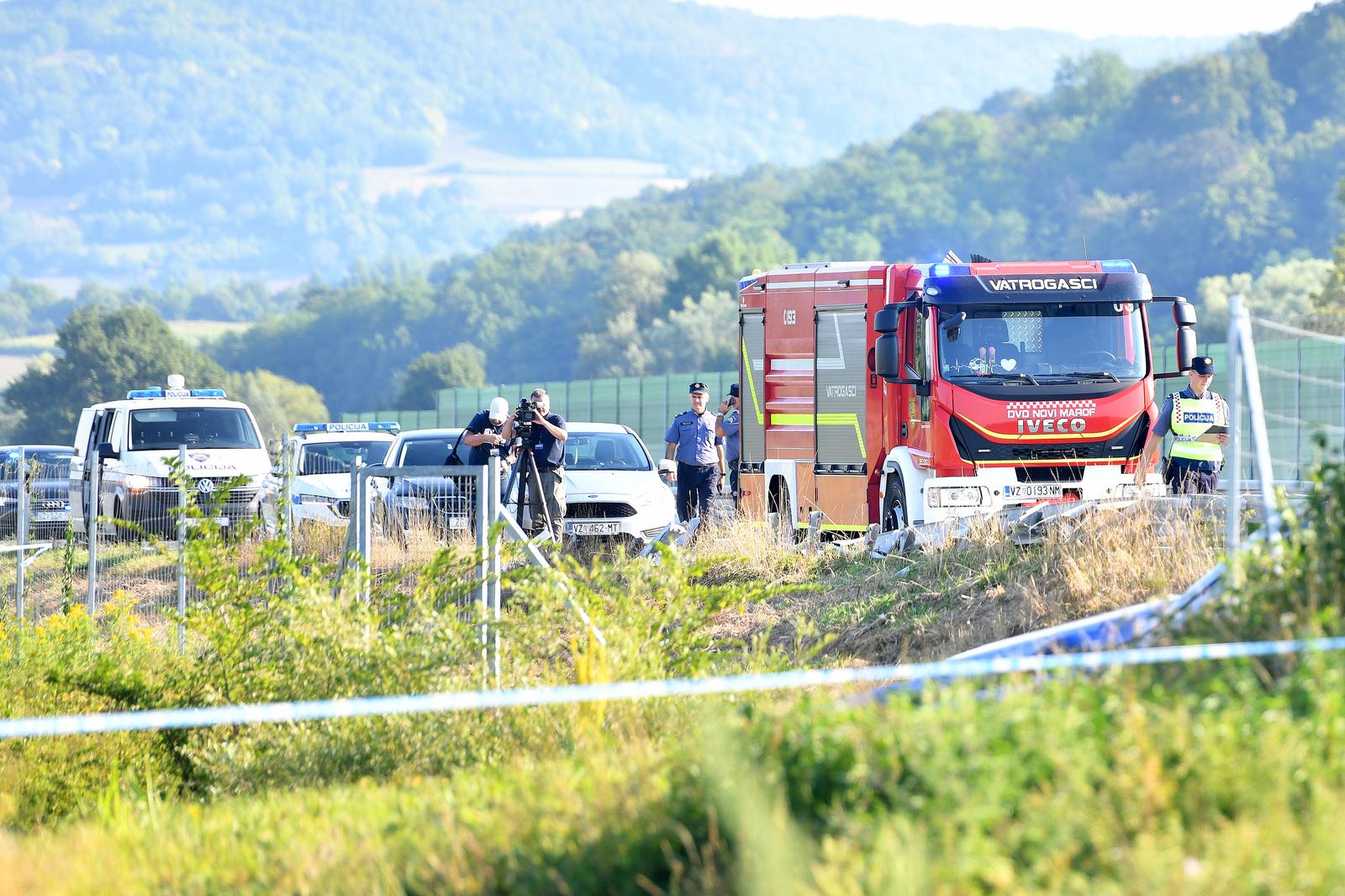 Teška nesreća na A4: Sletio autobus, više poginulih, veći broj teško ozlijeđenih Teška nesreća na A4: Sletio autobus, više poginulih, veći broj teško ozlijeđenih