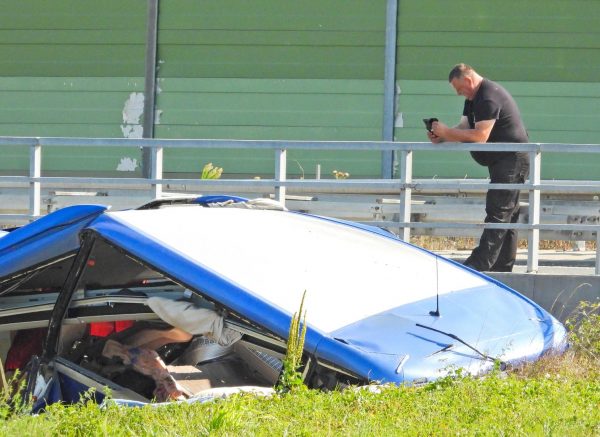 Teška nesreća na A4: Pogled u unutrašnjost autobusa koji je sletio s ceste