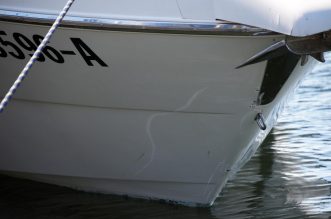 Pula: Sudarila se dva plovila u blizini rta Kamenjak, jedna osoba poginula Pula: Sudarila se dva plovila u blizini rta Kamenjak, jedna osoba poginula