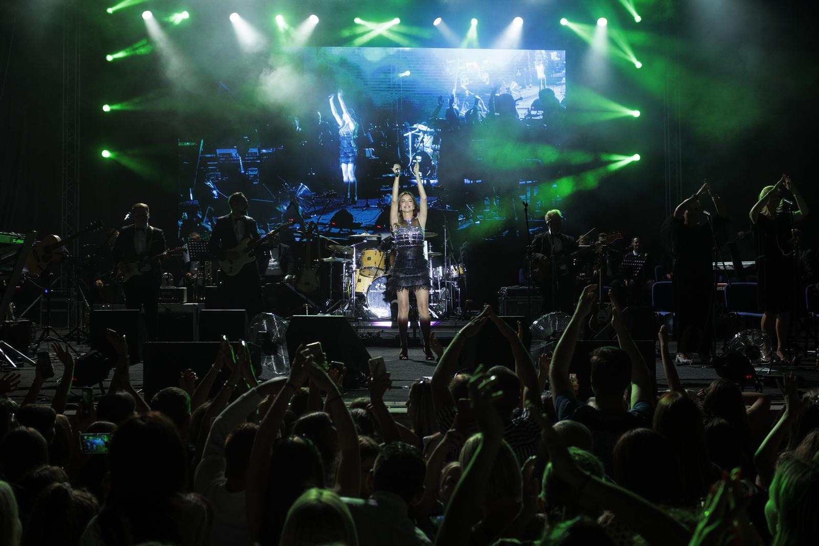 Severina održala koncert na Ljetnoj pozornici u Opatiji Severina održala koncert na Ljetnoj pozornici u Opatiji