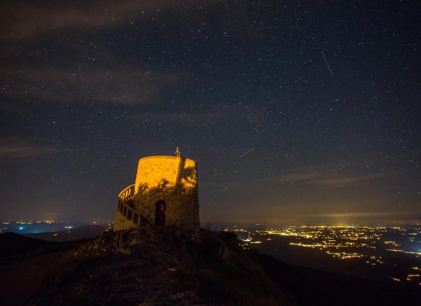 U?ka: Suze svetog Lovre zasule nebo