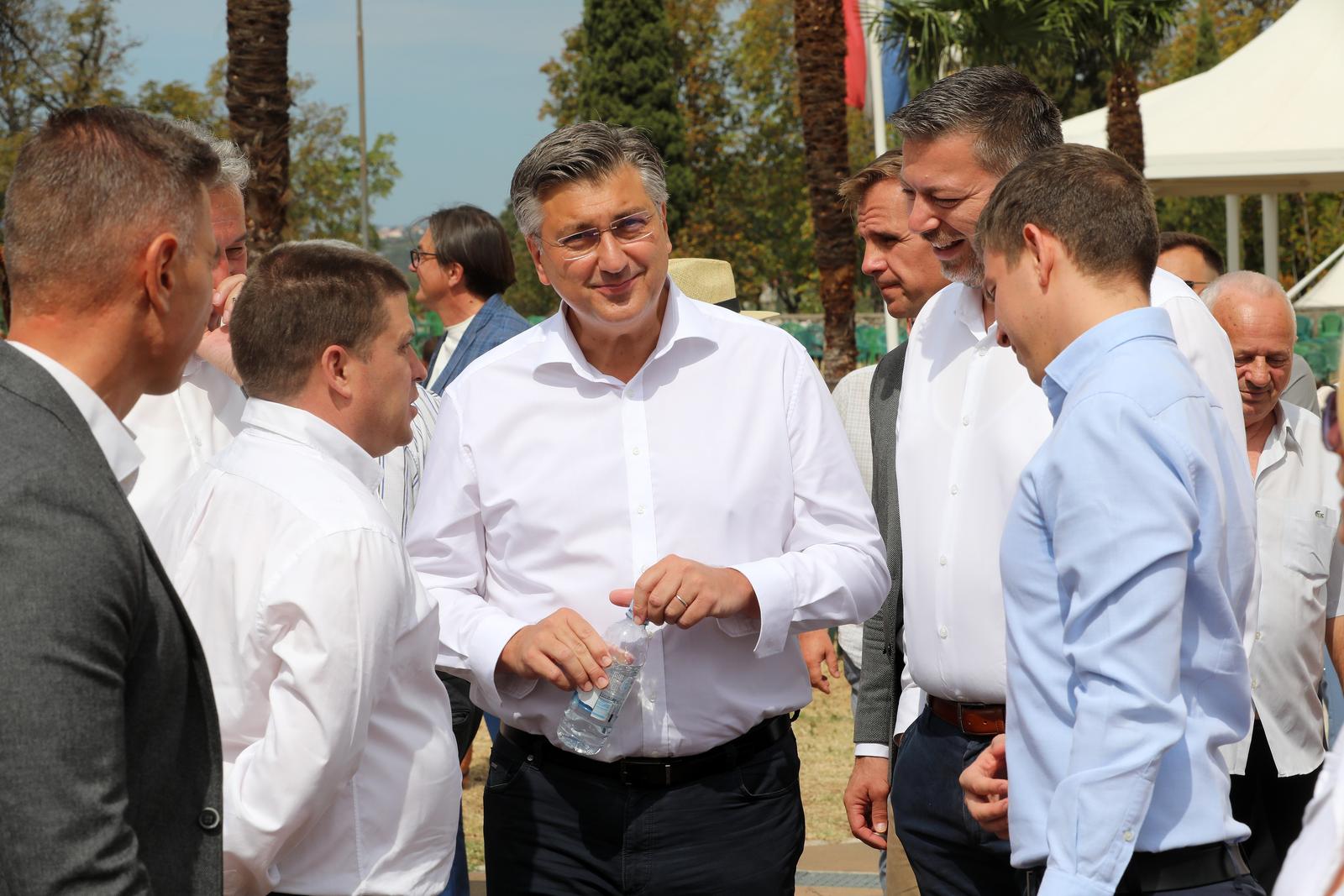 Premijer Plenkovi? na misi u Svetitu Majke Boje Trsatske povodom blagdana Velike Gospe