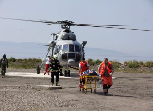 Rijeka: Prijevoz unesrećene osobe vojnim helikopterom
