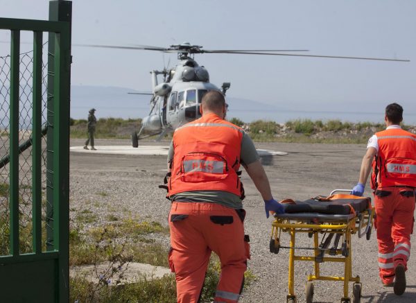 Rijeka: Prijevoz unesrećene osobe vojnim helikopterom