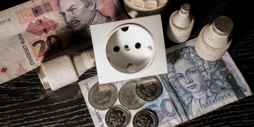 Ilustracija za poskupljenje električne energije Ilustracija za poskupljenje električne energije