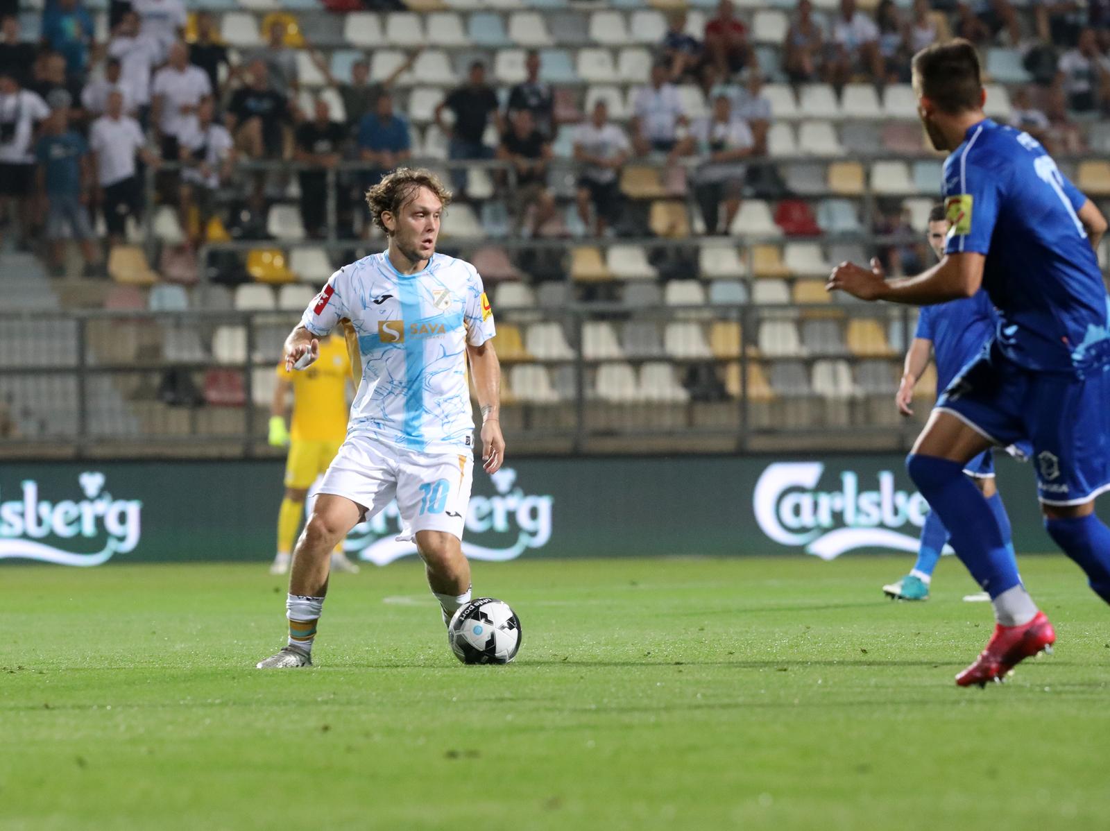Rijeka i Varazdin sastali se u 7. kolu SuperSport HNL-a Rijeka i Varazdin sastali se u 7. kolu SuperSport HNL-a