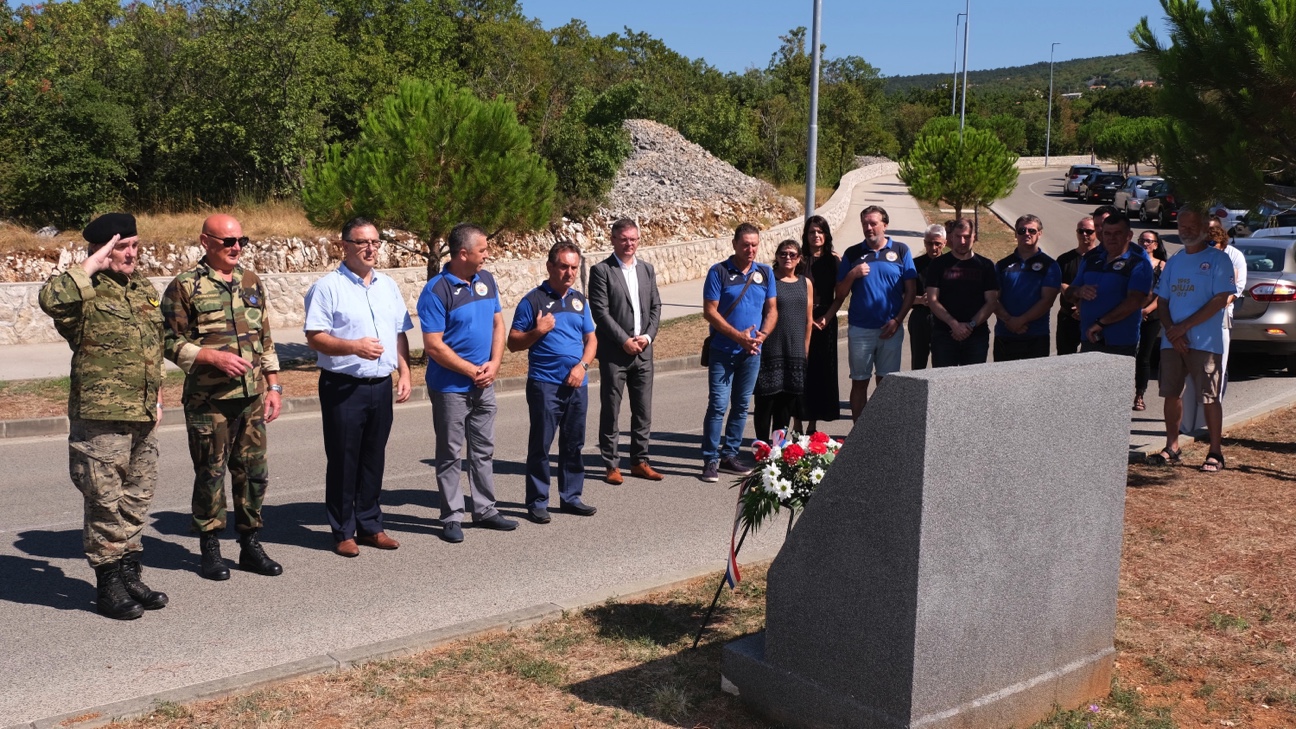 Ulica hrvatskih branitelja Ulica hrvatskih branitelja