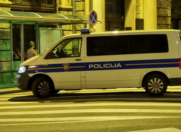 nesreća policija auto most rječina riportal 120822 44