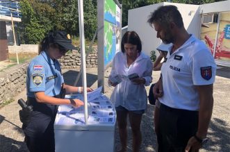 policija info punkt (1) policija info punkt (1)