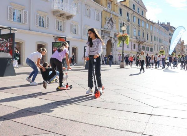 Eko-utrka-romobila-i-skateboarda-u-sklopu-Europskog-tjedna-mobilnosti-17
