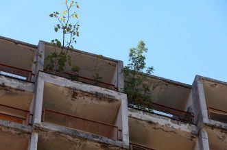 Rijeka: Nekadašnji neboder HŽ-a, koji sada pripada Sveučilištu, iz dana u dan propada Rijeka: Nekadašnji neboder HŽ-a, koji sada pripada Sveučilištu, iz dana u dan propada