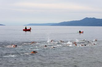Osmo izdanje humanitarnog plivačkog maratona “Koga briga”, zaplivao i gradonačelnik Filipović Osmo izdanje humanitarnog plivačkog maratona “Koga briga”, zaplivao i gradonačelnik Filipović