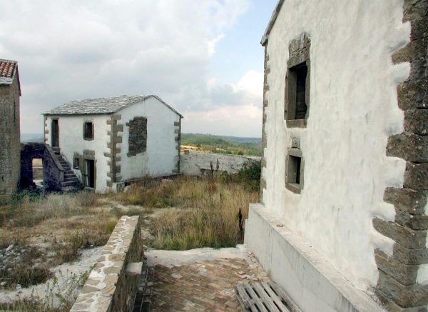 Sv. Juraj: Istarski upan Jakov?i? namjerava kupiti i obnoviti selo Sv. Juraj