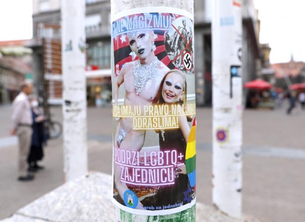 Zagreb: Provokativni plakati na Trgu bana Jelačića