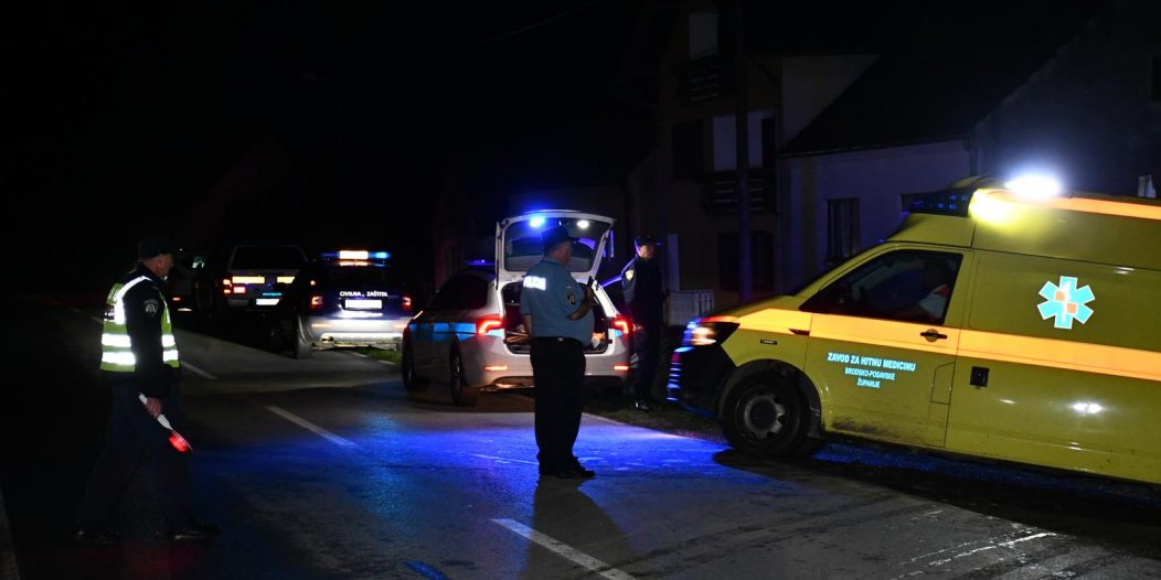 Sudarili su se teretni i putnički vlak, hitna odvozi ranjene s mjesta nesreće Sudarili su se teretni i putnički vlak, hitna odvozi ranjene s mjesta nesreće