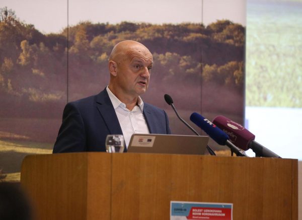 Zagreb: Ministrica Vučković na uručenju ugovora za potpore Programa ruralnog razvoja
