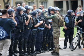 Zagreb: Održan prosvjed “Dajemo vam otkaz” ispred sjedišta HDZ-a Zagreb: Održan prosvjed “Dajemo vam otkaz” ispred sjedišta HDZ-a