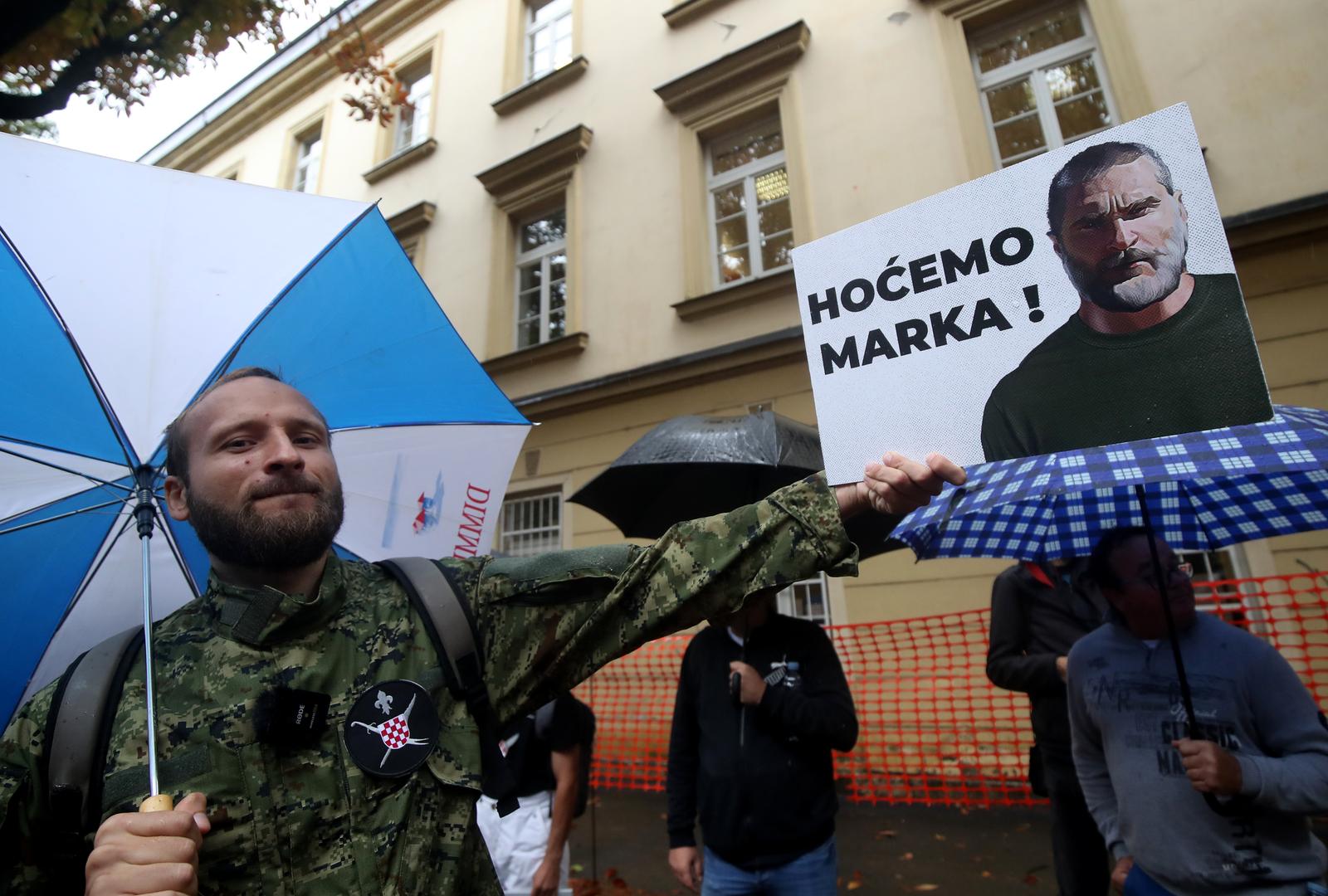 Zagreb: Uoči početka optužnog vijeća za Marka Franciškovića, okupili su se njegovi istomišljenici Zagreb: Uoči početka optužnog vijeća za Marka Franciškovića, okupili su se njegovi istomišljenici