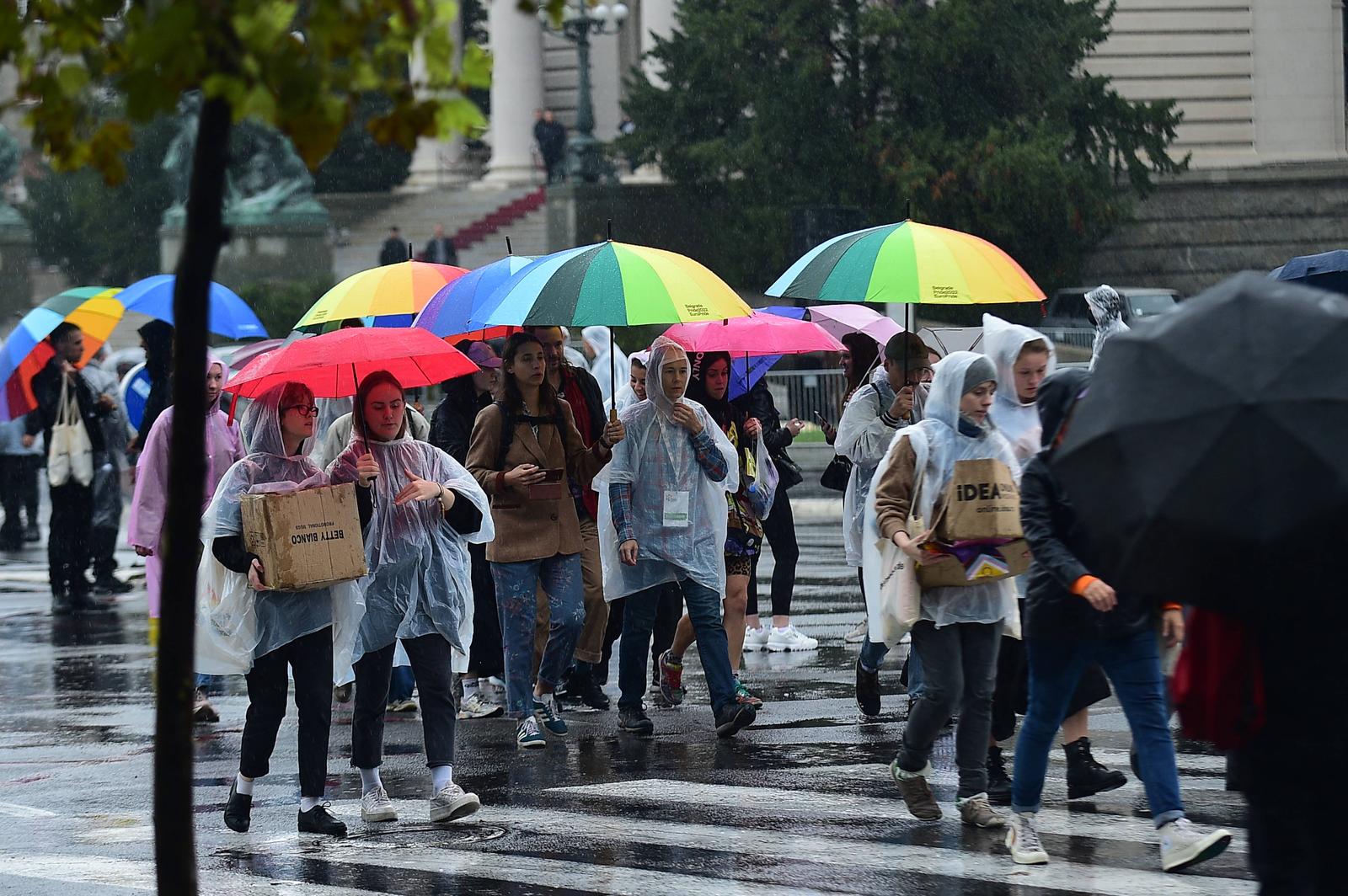 Beograd: Unatoč zabrani, započeo je Europride