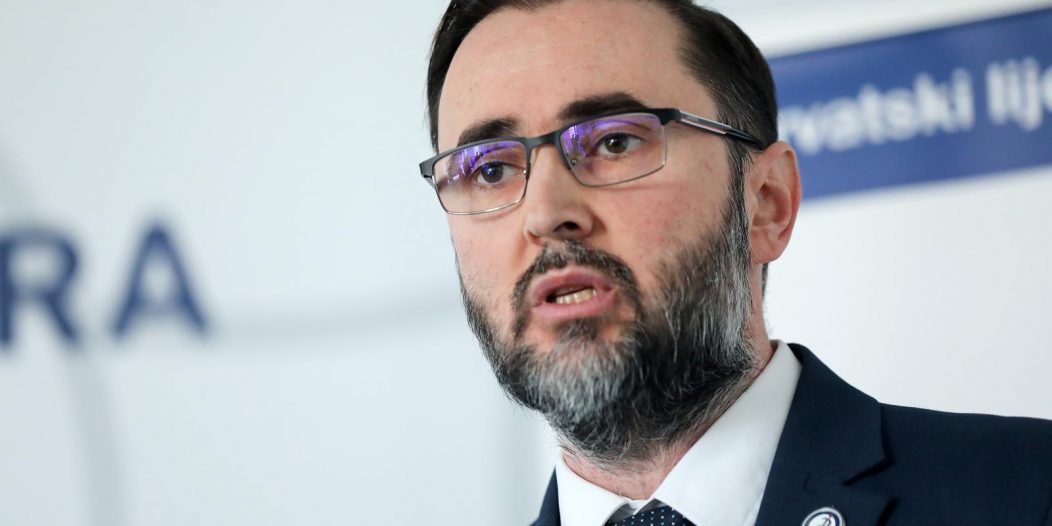 Zagreb: Konferencija za medije Hrvatskog liječničkog sindikata i Hrvatske liječničke komore Zagreb: Konferencija za medije Hrvatskog liječničkog sindikata i Hrvatske liječničke komore