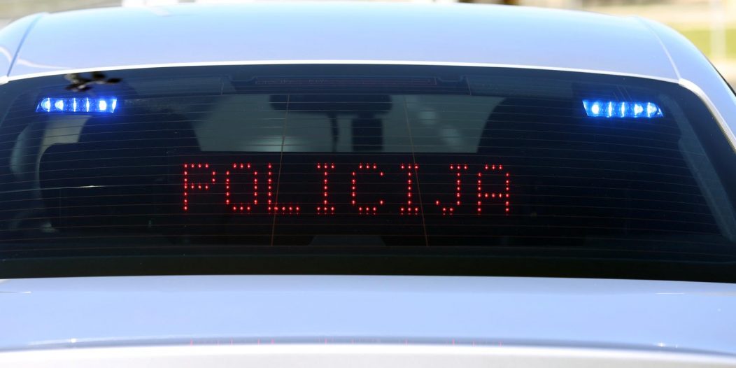 Pirovac: Policija provodi akciju 24-satnog poja?anog nadzora brzine s presreta?ima Pirovac: Policija provodi akciju 24-satnog poja?anog nadzora brzine s presreta?ima