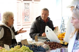 Rijeka: Prvi ovogodišnji maruni stigli su na tržnicu Rijeka: Prvi ovogodišnji maruni stigli su na tržnicu