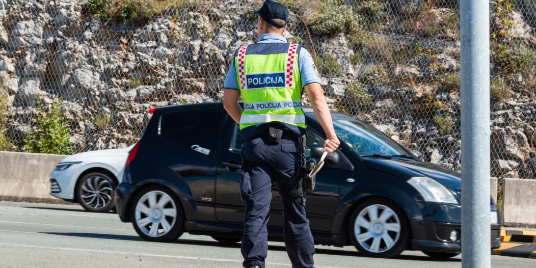 Policija promet -35 Policija promet -35