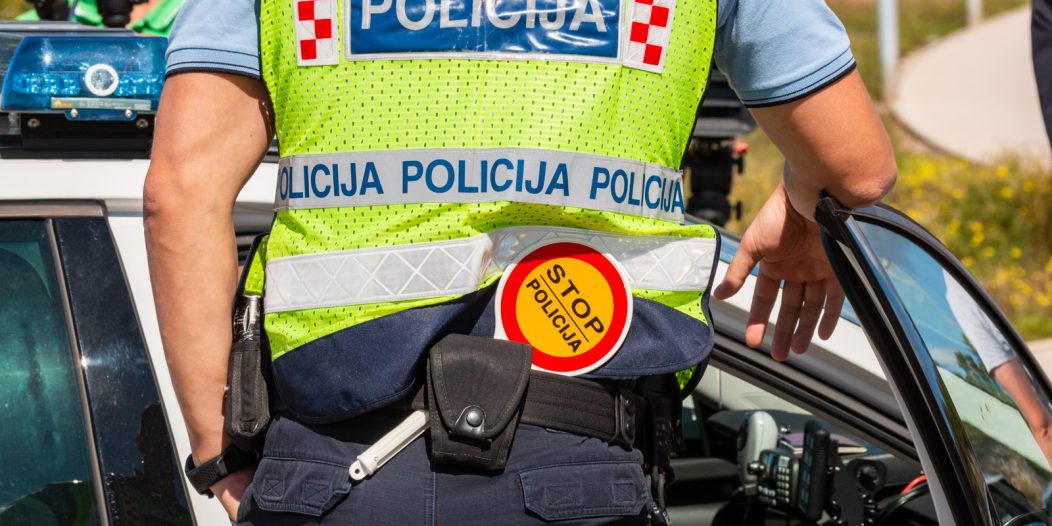 Policija promet -40 Policija promet -40