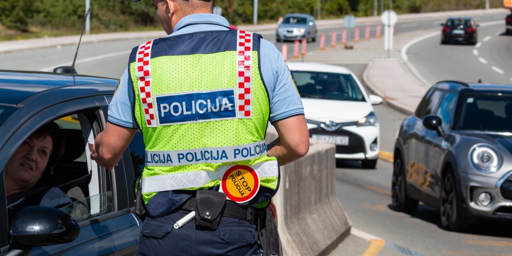 Policija promet -8 Policija promet -8