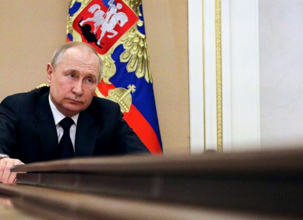 Putin-1-ap-er-220310_1646936309971_hpMain_16x9_1600