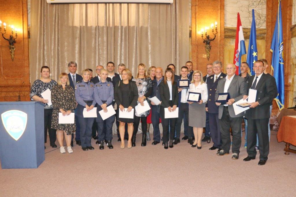 Svečana-akademija-povodom-Dana-policije-14