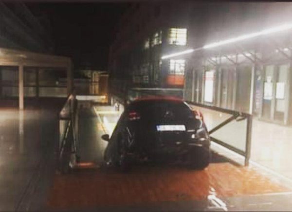 ZAGRAD AUTO STELENICE