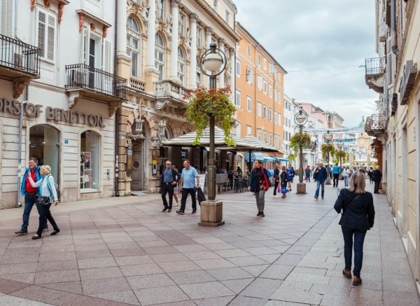 ilustrativna Rijeka jesen korzo-11